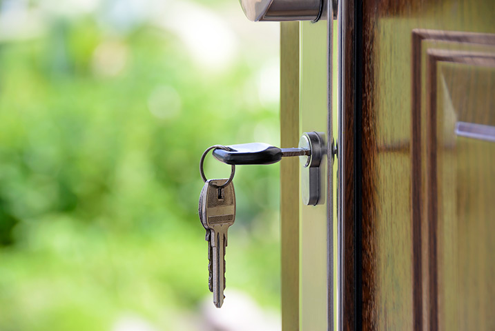 A2B Locks are able to provide local locksmiths in Palmers Green to repair your broken locks. 